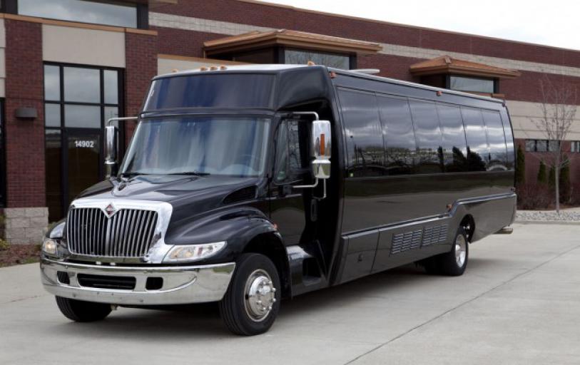 New Orleans 35 Passenger Party Bus
